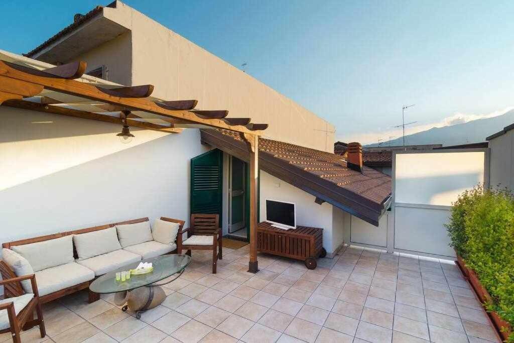 Casa Delle Zammare Fronte Mare Centro Storico Villa Riposto ภายนอก รูปภาพ