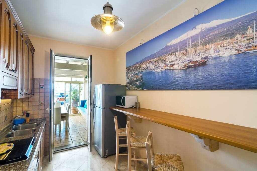 Casa Delle Zammare Fronte Mare Centro Storico Villa Riposto ภายนอก รูปภาพ